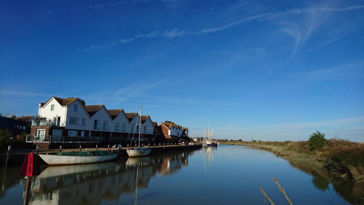 Nine The Boathouse Apartment Rye Exterior foto
